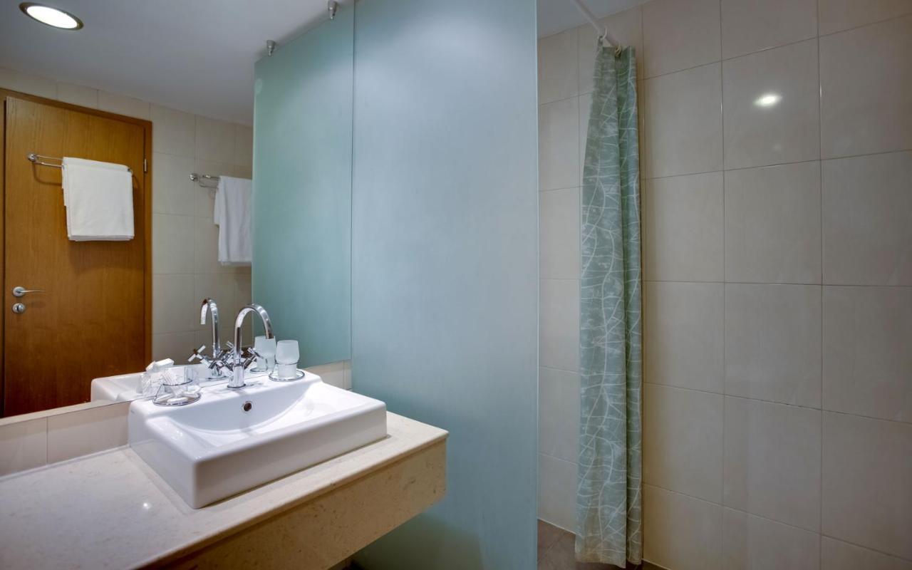 Effect Malina Residence Hotel ปอมโปโรโว ภายนอก รูปภาพ